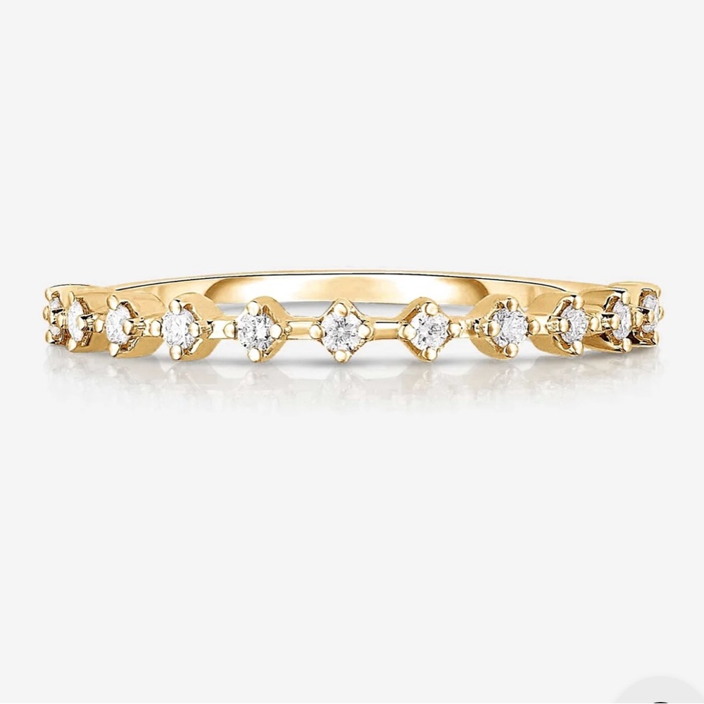 Ring Conciergr Diamond Station Stackable Ring 14K Yellow Gold size 8
